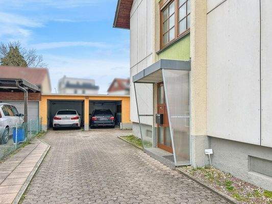 seitliche Ansicht Garagen 