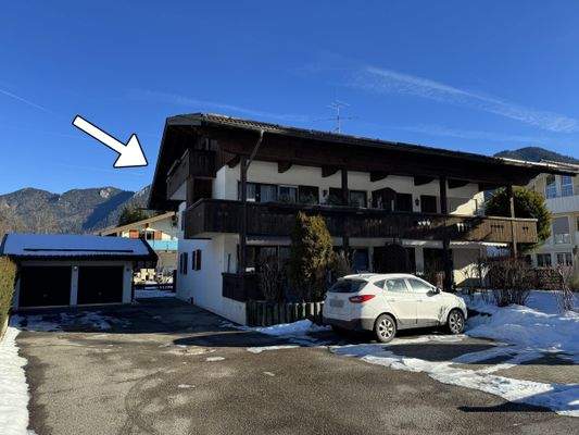 Ansicht Haus und Kfz-Stellplatz