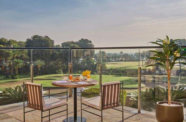 GRAND-BUFFET-TABLE-TERRACEGrand-Hyatt-La-Manga-Club-Golf-Spa