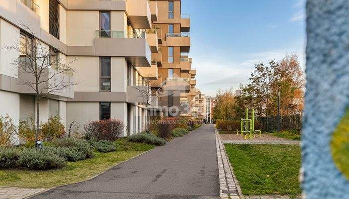 gepflegte Außenanlage