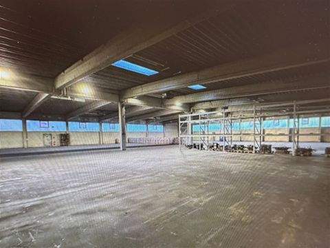 Ebersdorf b. Coburg Halle, Ebersdorf b. Coburg Hallenfläche