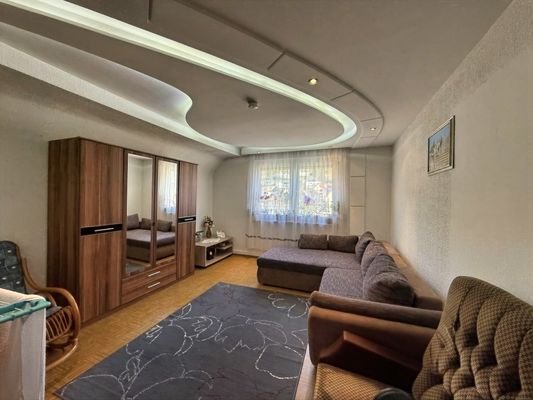 Wohnzimmer DG links