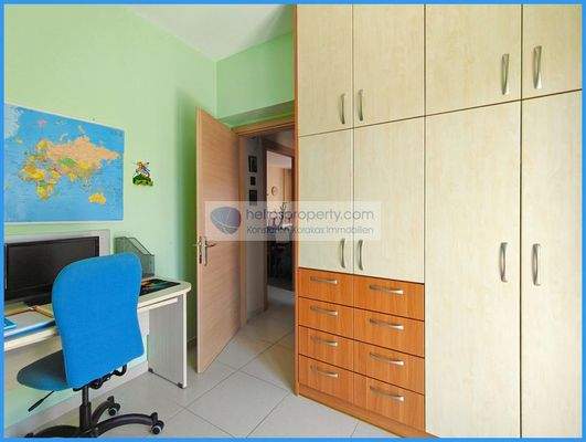 5826e10d05f045f1b0ca602ee36f0878-original