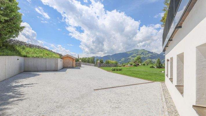 KITZIMMO-Anwesen in Toplage auf der Bichlalm kaufen - Immobilien Kitzbühel.