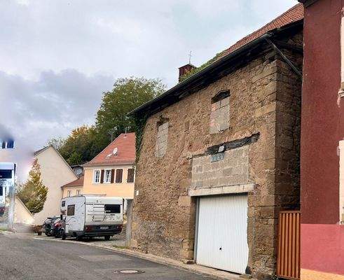 Scheune direkt gegenüber ... 