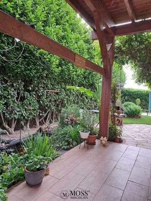 Fischteich neben der Terrasse