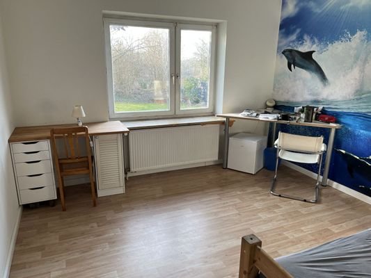 8947PE-13 Zimmer Erdgeschoss