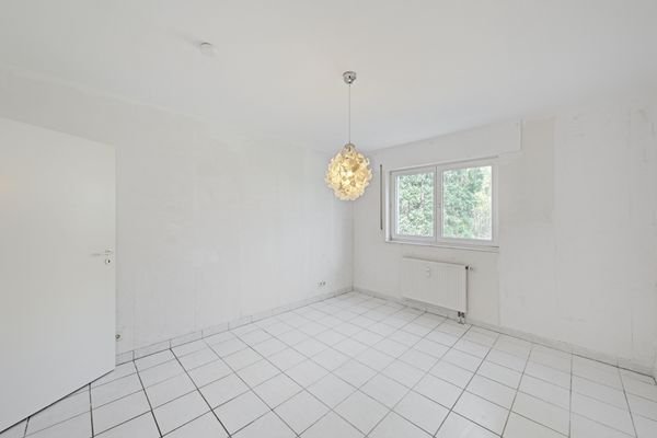 Geräumiges Schlafzimmer