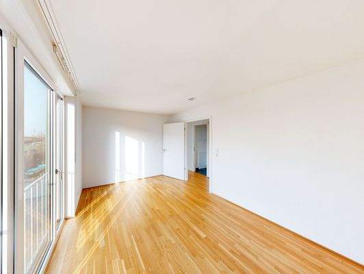 Lichtdurchflutetes Schlafzimmer