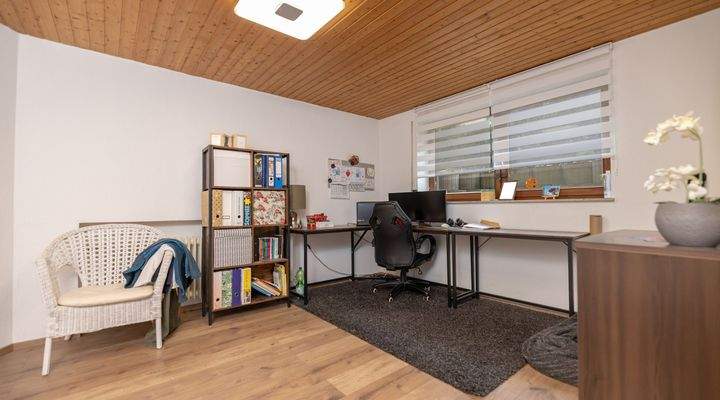 UG Schlafzimmer 3 / Büro
