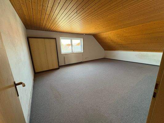 1.OG Schlafzimmer 