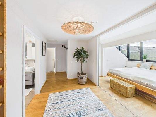 heller Flurbereich im DG