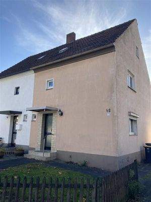 Doppelhaushälfte mit Stellplatz in Duisburg - Buchholz 