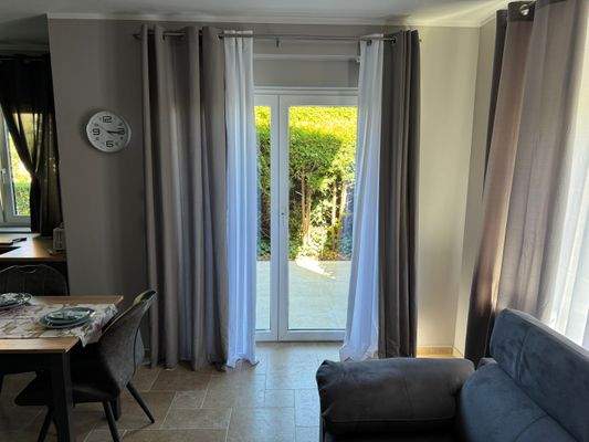 Wohn-Essbereich 2.jpeg