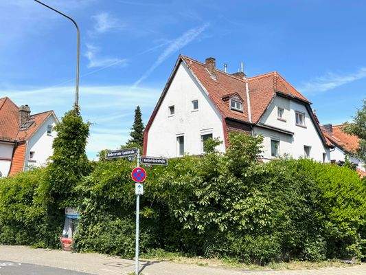 NL44 Straßenansicht.jpg