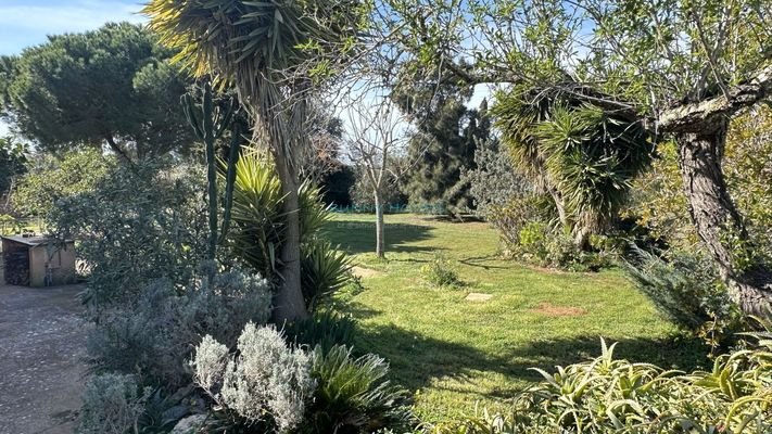 Großartiges  historisches Herrenhaus mit exotischem Garten und Pool nahe Santanyí