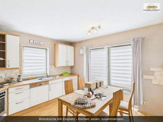 05_Wohnkueche_mit_Essplatz