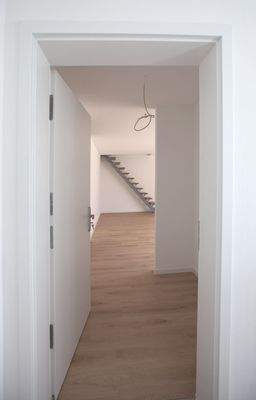 Eingang_Diele; Treppe zum ausgebauten Dachboden