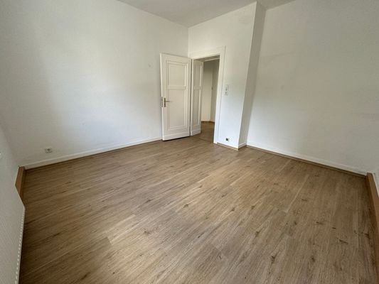 M2368_1, Schlafzimmer, Rahn Immobilien