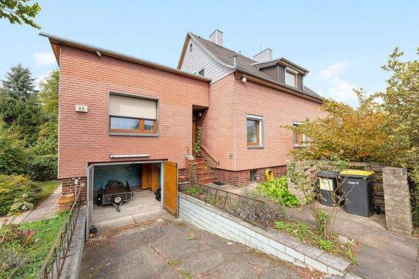 Einfamilienhaus mit Tiefgarage