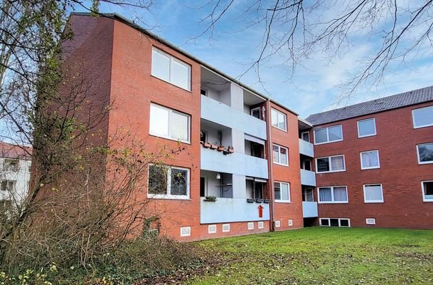 Rückansicht mit Balkon