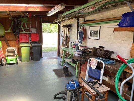 Nebengebäude / Schuppen