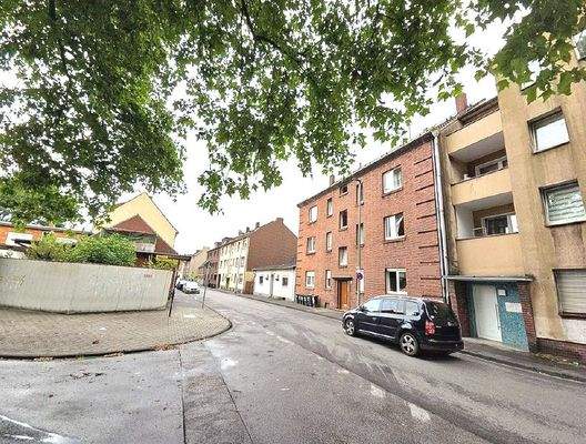 Objektvorderansicht von rechts