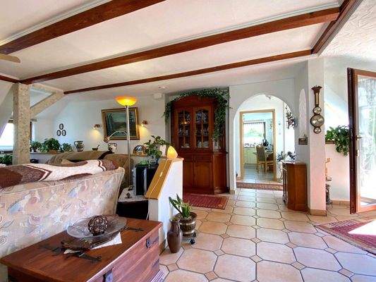 Whg. 1 im OG - Wohnen-Teilansicht ...