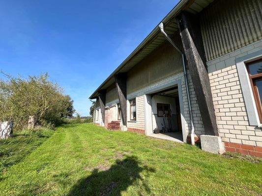 **Nebengebäude Zufahrtstor/Werkstatt