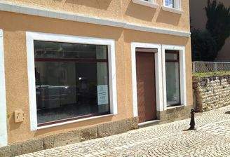 Außenansicht Gewerbe rechts.jpg