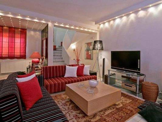 Kreta, Roussospiti: Einzigartige Villa mit separatem Apartment auf großem Grundstück mit Pool zu verkaufen