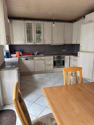 Küche mit Eßbereich