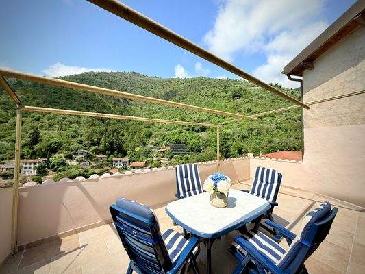 AP_1017_TERRA ITALIA IMMOBILIEN_LIGURIEN_APRICALE_