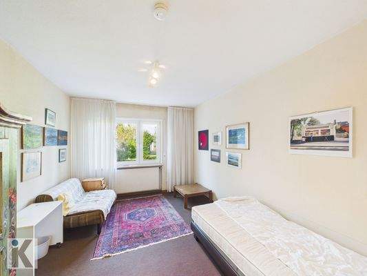 Schlaf-/. Kinderzimmer 2