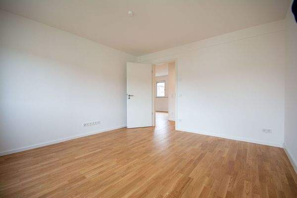 Großes Schlafzimmer im 3. OG