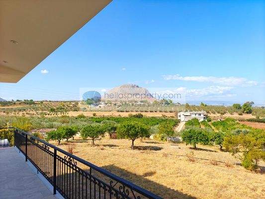 7ded655916834748bc2dc5a6d09c3852-original