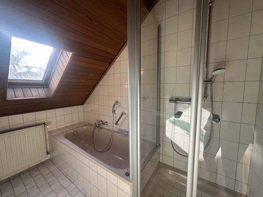Bad Dachgeschoss