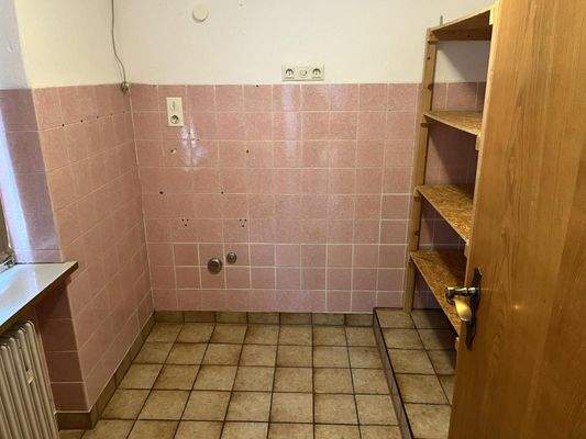 Abstellraum hinter der Küche