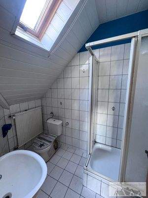 Bad im OG hintere Wohnung