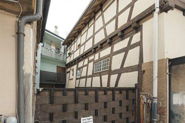 Haus_Fassade_links - Pedra