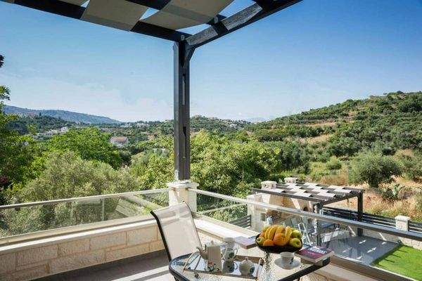 Stone Villa For Sale - Almirida A2 13.jpg