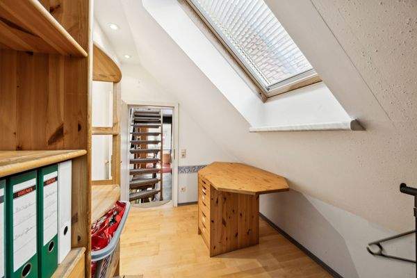 Archiv im Obergeschoss