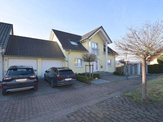 Blick von der Straße (Ende der Sackgasse)