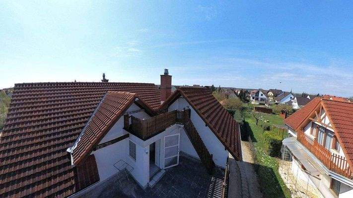Dachfläche und Terrasse.jpg