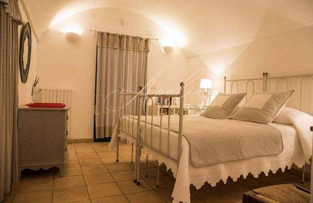 Ostuni – herrliches Areal mit Trulli und Pool