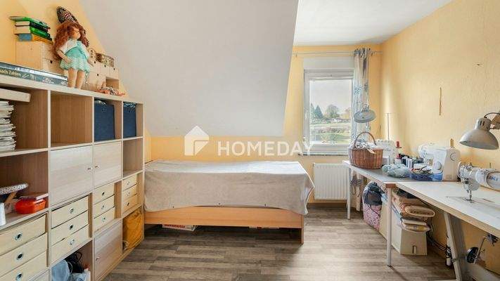 1. OG Schlafzimmer 2 1