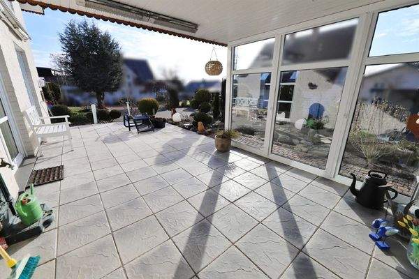 überdachte Terrasse