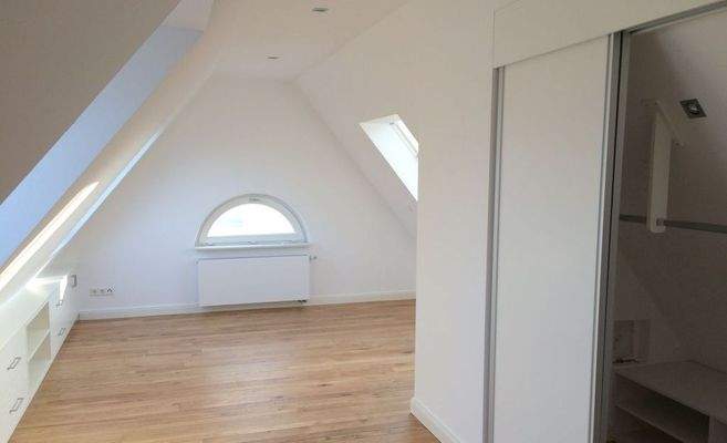 Schlafzimmer Spitzboden