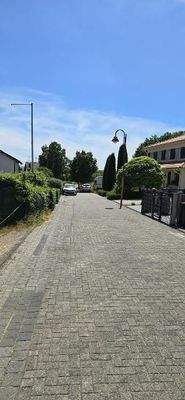 2 Straße (Blick abwärts)