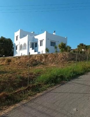 Kreta, Sfakaki: Sehr geräumige Villa mit Meerblick zu verkaufen